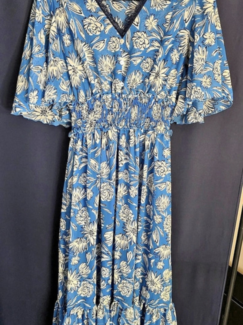 Kate and Lily Floral Maxi Dress in Blue & White Size 8 Like New
